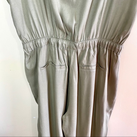 Abound Short Sleeve Button Front Twill Jumpsuit - Picture 7 of 7